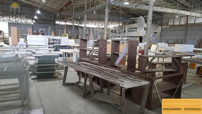 Xưởng sản xuất nội thất gỗ Laminate