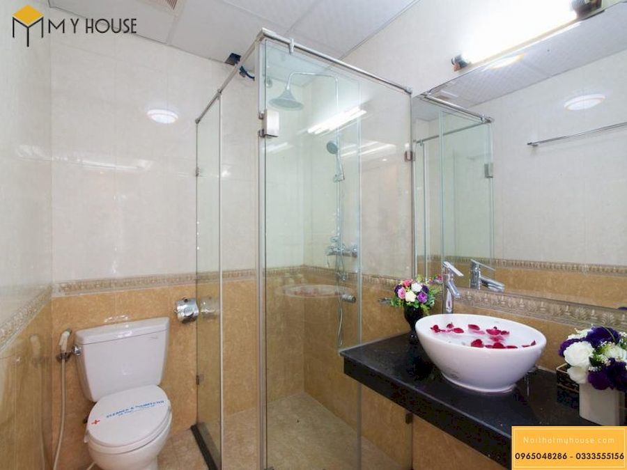 Phòng tắm thiết kế đơn giản tinh tế - View 1