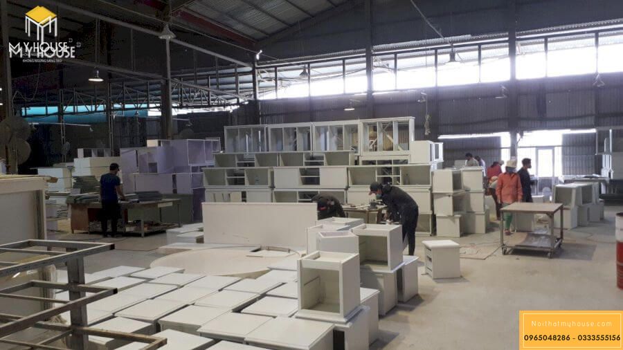 Xưởng sản xuất đồ gỗ nội thất văn phòng chuyên nghiệp tại Hà Nội _ View 4