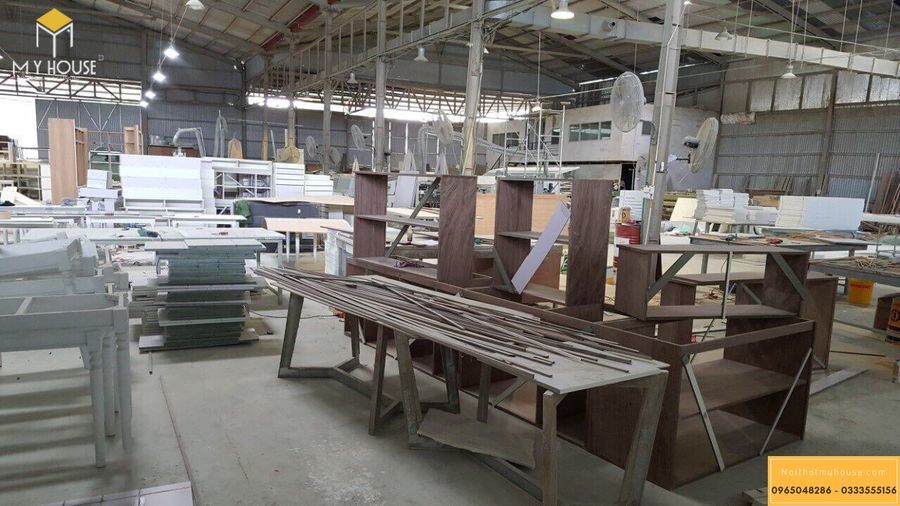 Hình ảnh xưởng sản xuất nội thất gỗ veneer óc chó - Mẫu 14