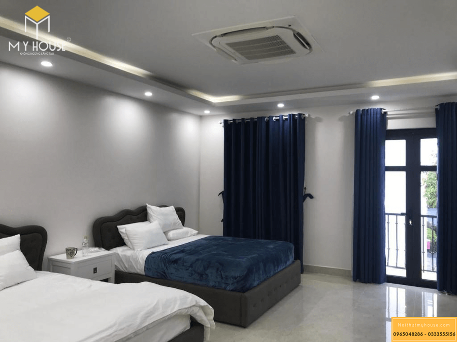 Kích thước giường tủ phù hợp với diện tích phòng khách sạn