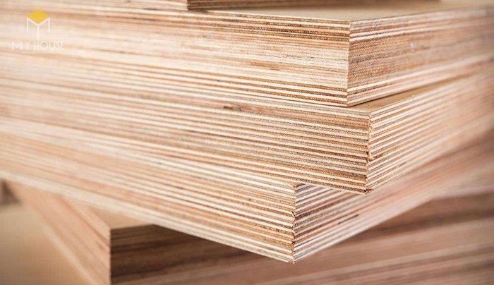 Nhiều lớp gỗ mỏng có độ dày ~1mm có kích thước bằng nhau, ép chồng vuông góc bằng keo chuyên dụng