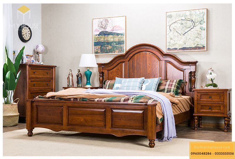 Giường gỗ cao cấp cổ điển - Mẫu 7