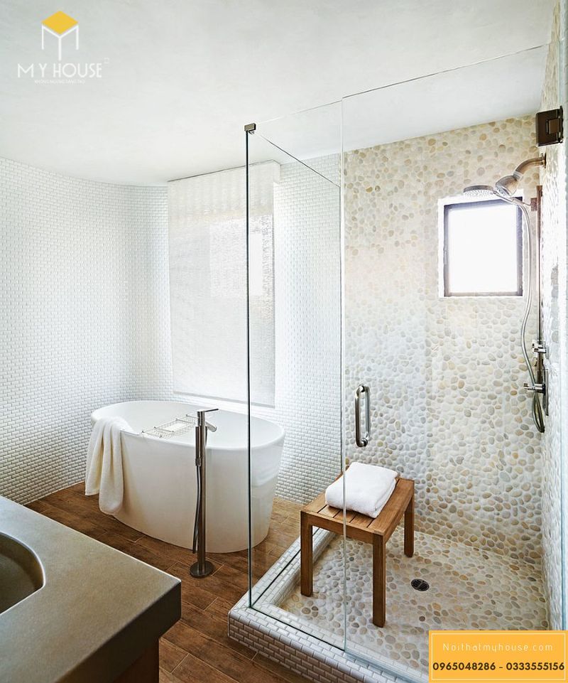 Phòng tắm thiết kế hiện địa bằng kính đang là lựa chọn hàng đầu