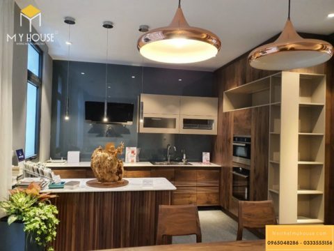 Showroom nội thất gỗ tự nhiên 2