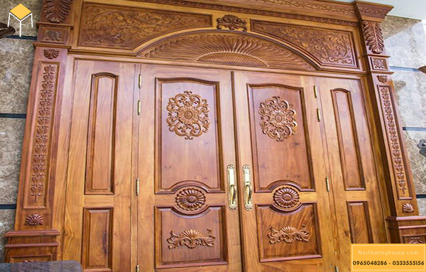 Mẫu cửa gỗ tự nhiên thiết kế tinh xảo 