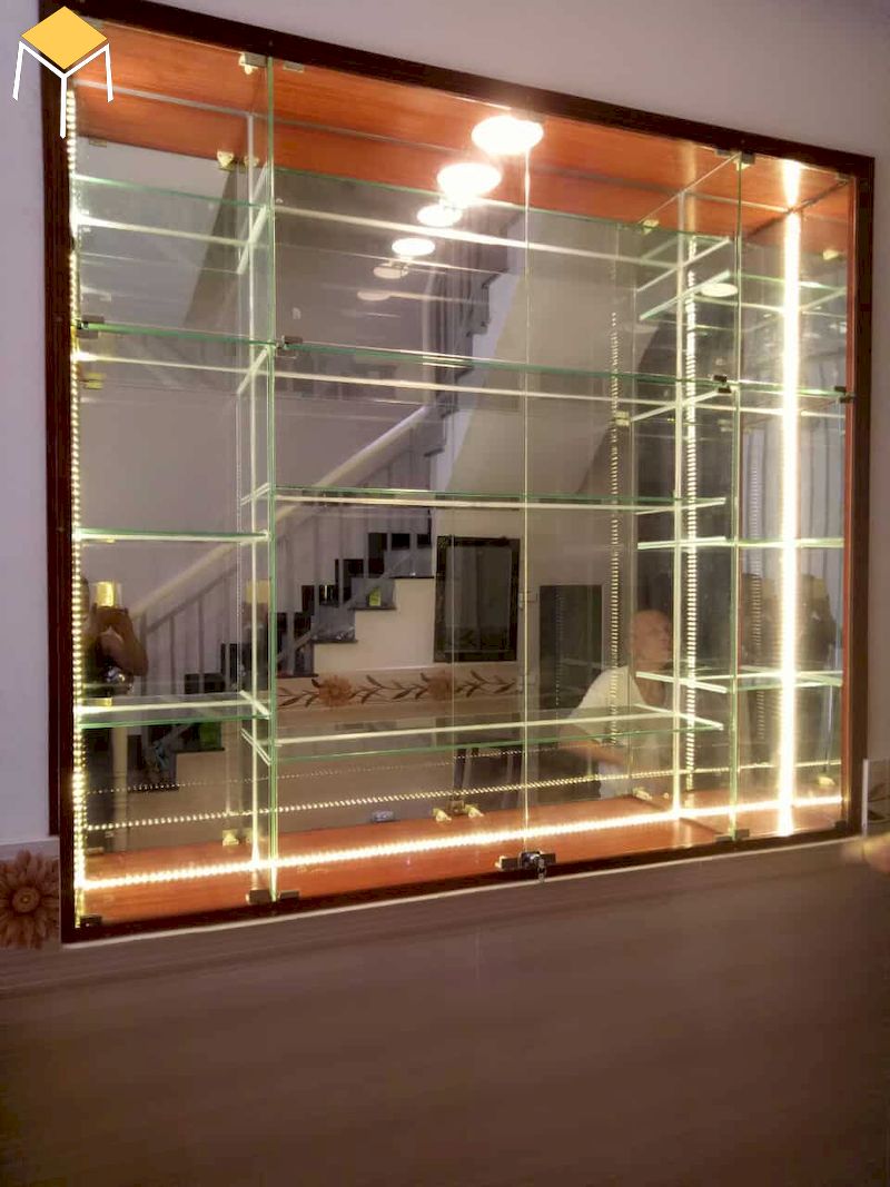 Lưu ý thiết kế tủ rượu âm tường bằng kính