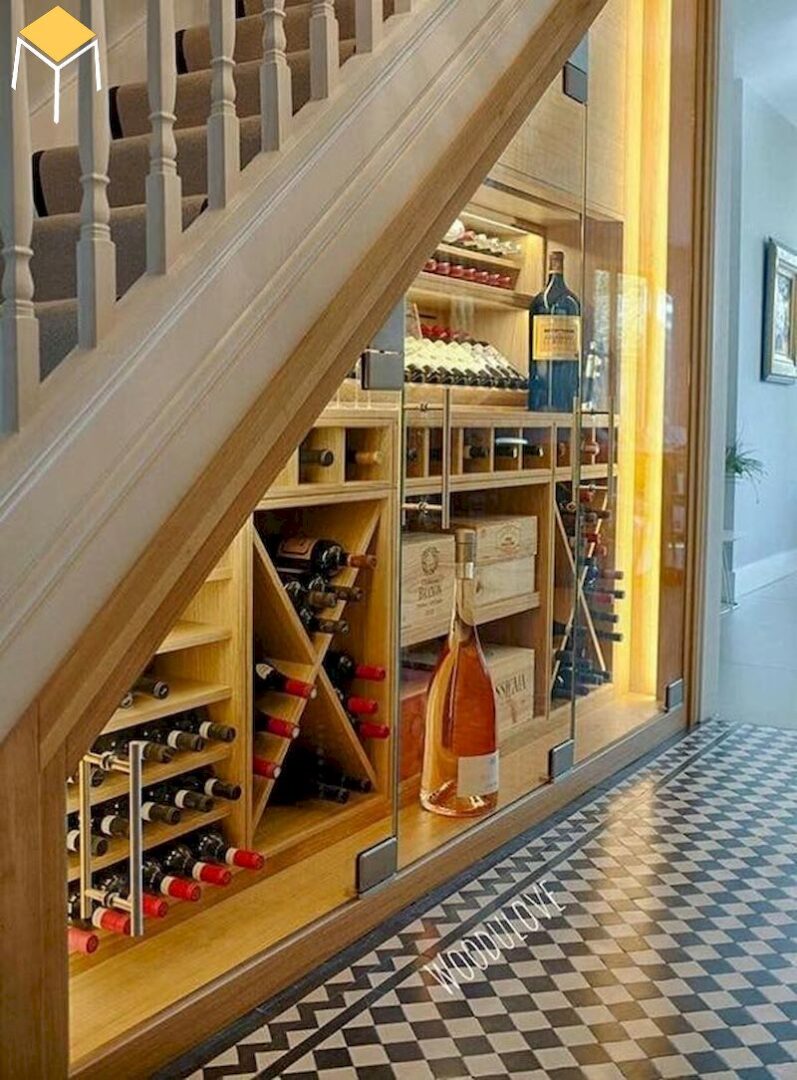 Tủ rượu kết hợp gầm cầu thang