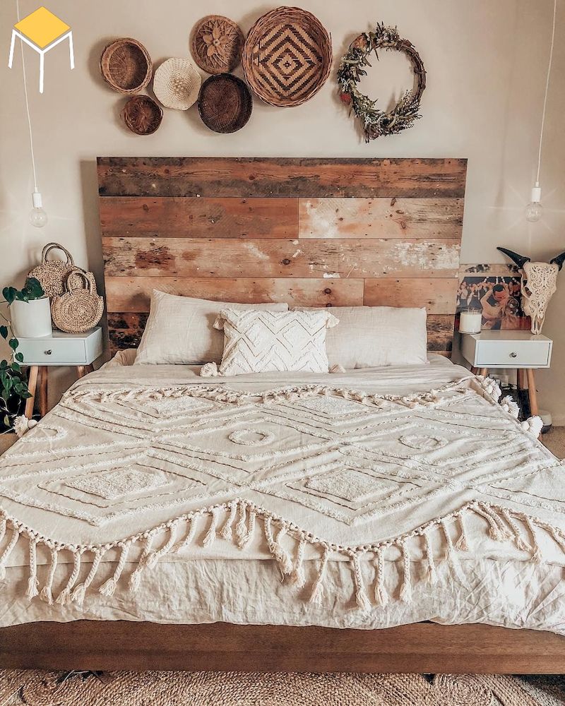 Trang trí phòng ngủ vintage bằng gỗ, cói