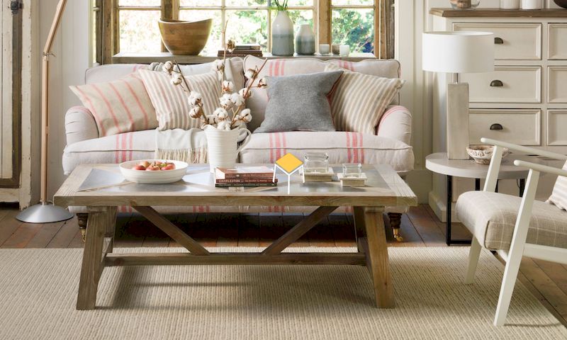 Sofa vintage màu cùng tone với tổng thể nội thất