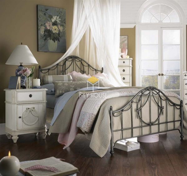 Cách bố trí nội thất phòng ngủ phong cách châu Âu: Không gò bó về màu sắc