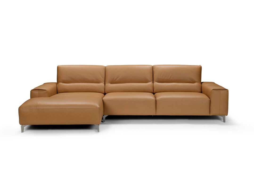 ghế sofa da trong thiết kế nội thất